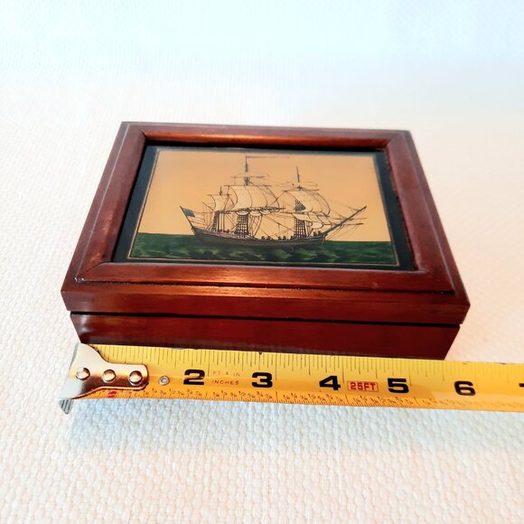 Beautifully Crafted Wooden Box with Reverse Painted Schooner - Picture 8 of 8